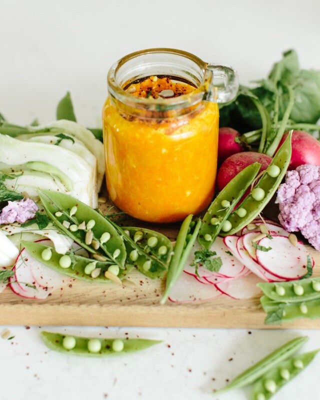 carrot-tumeric-hummus