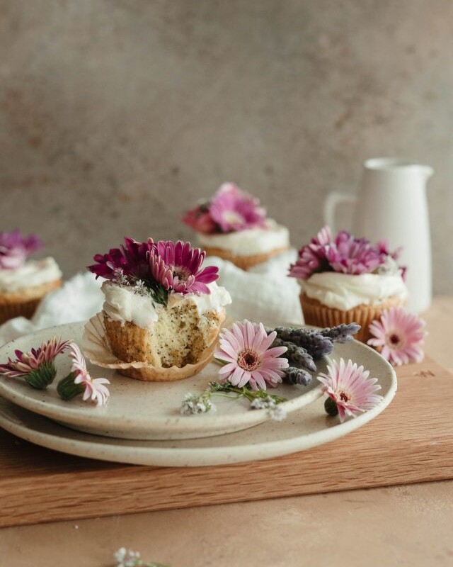 olive-oil-muffins-scaled