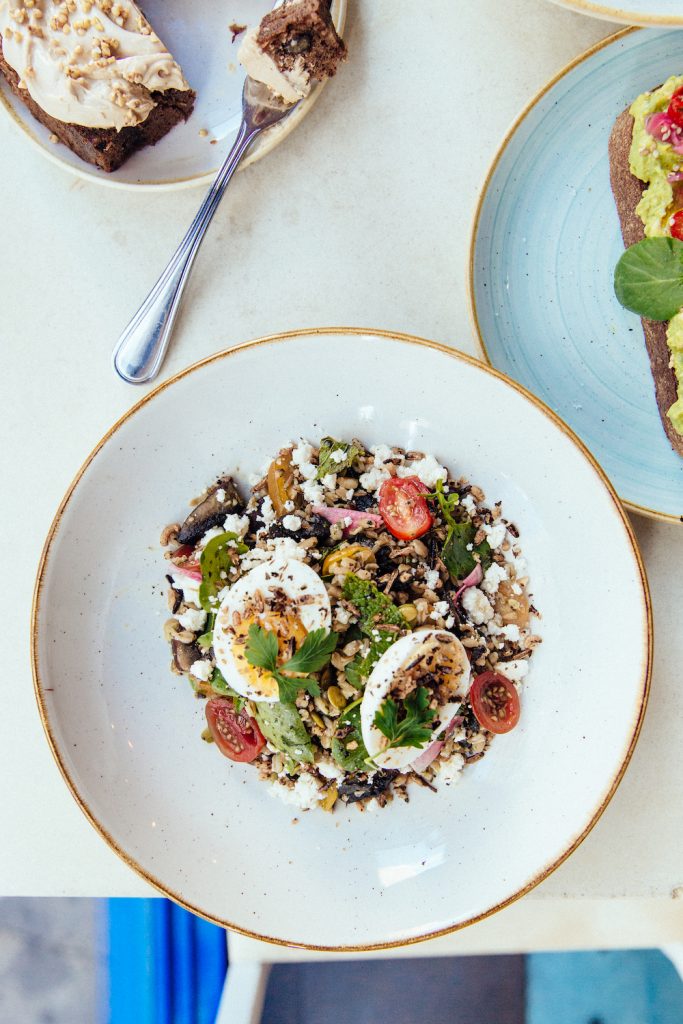 Veggie Grain Bowl with Spring Garlic Cashew Pesto, foods high in magnesium