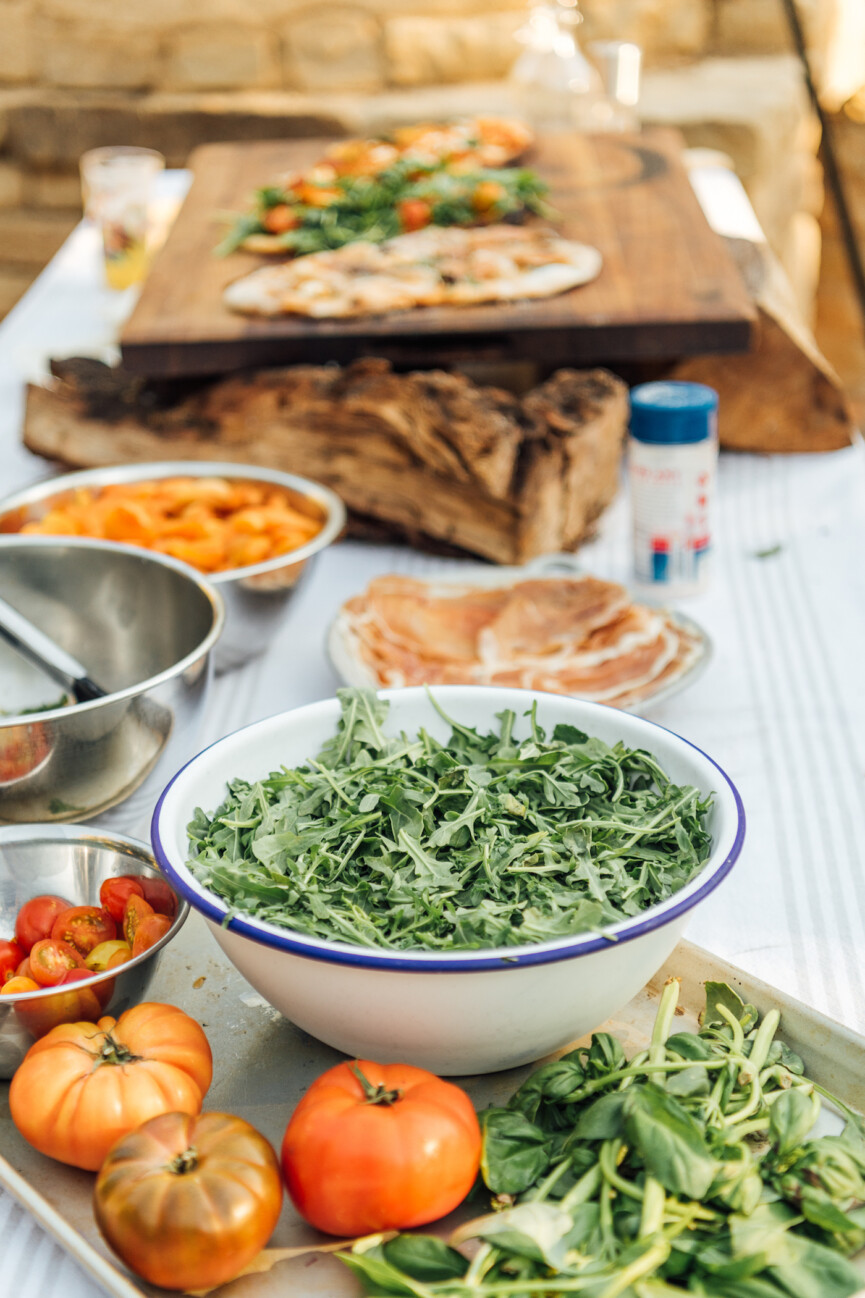 how-to-host-a-pizza-party-14