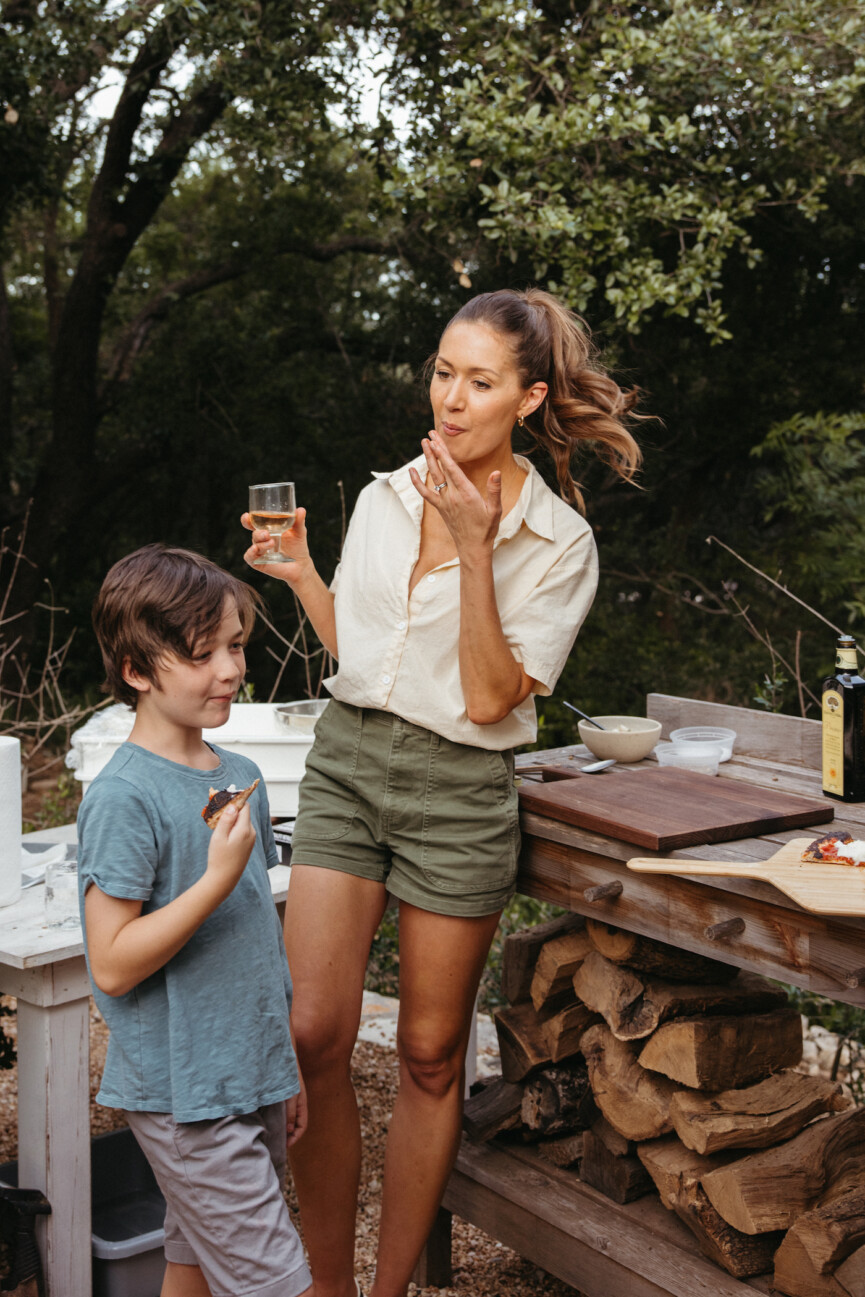 how-to-host-a-pizza-party-40