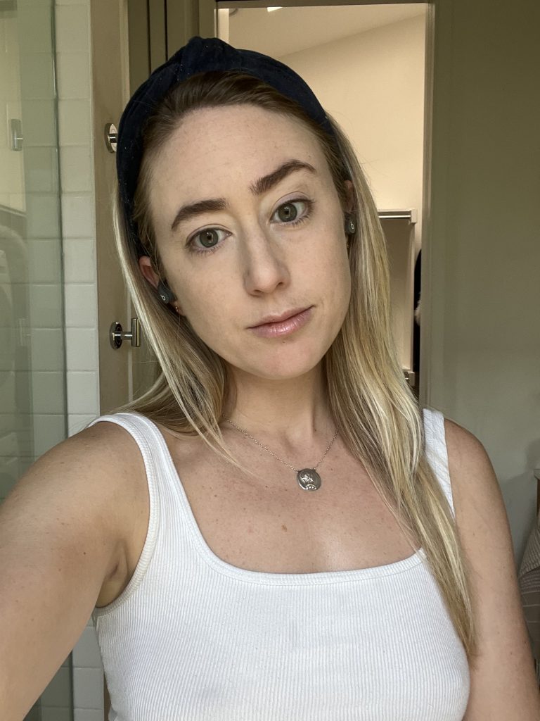 caitlin clark wearing foundation