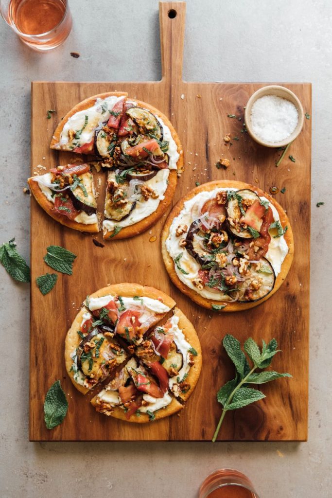 Healthy Flatbread Pizza with Eggplant and Ricotta_high protein vegetarian meals