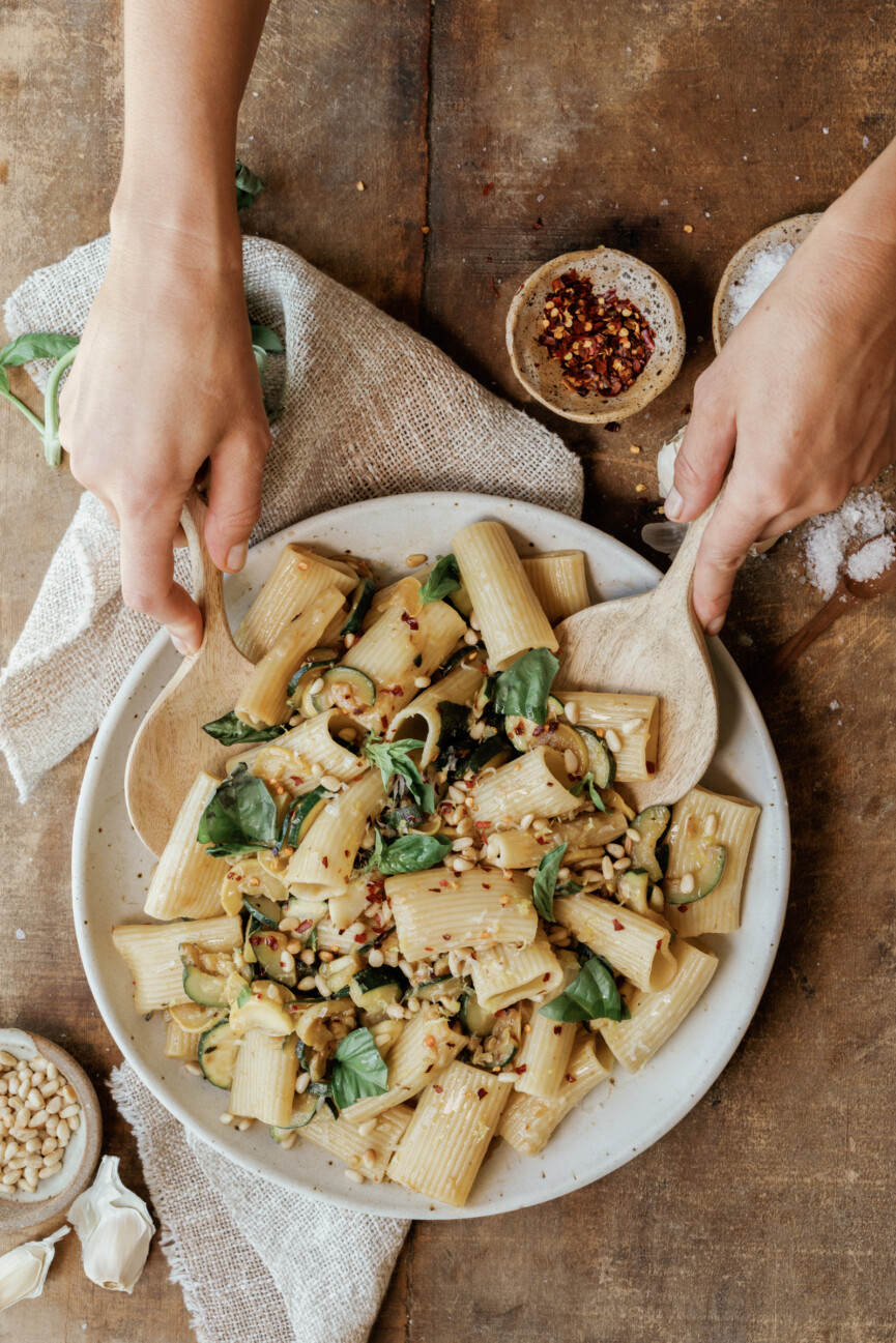 zucchini pasta plated_carb myths