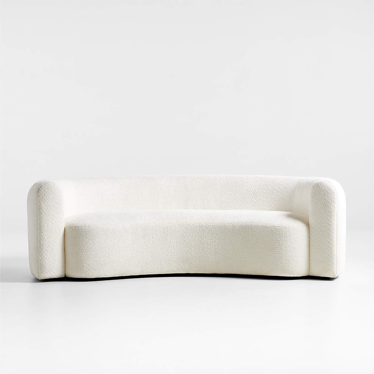 hugger curved boucle sofa_fall 2023 home decor trends