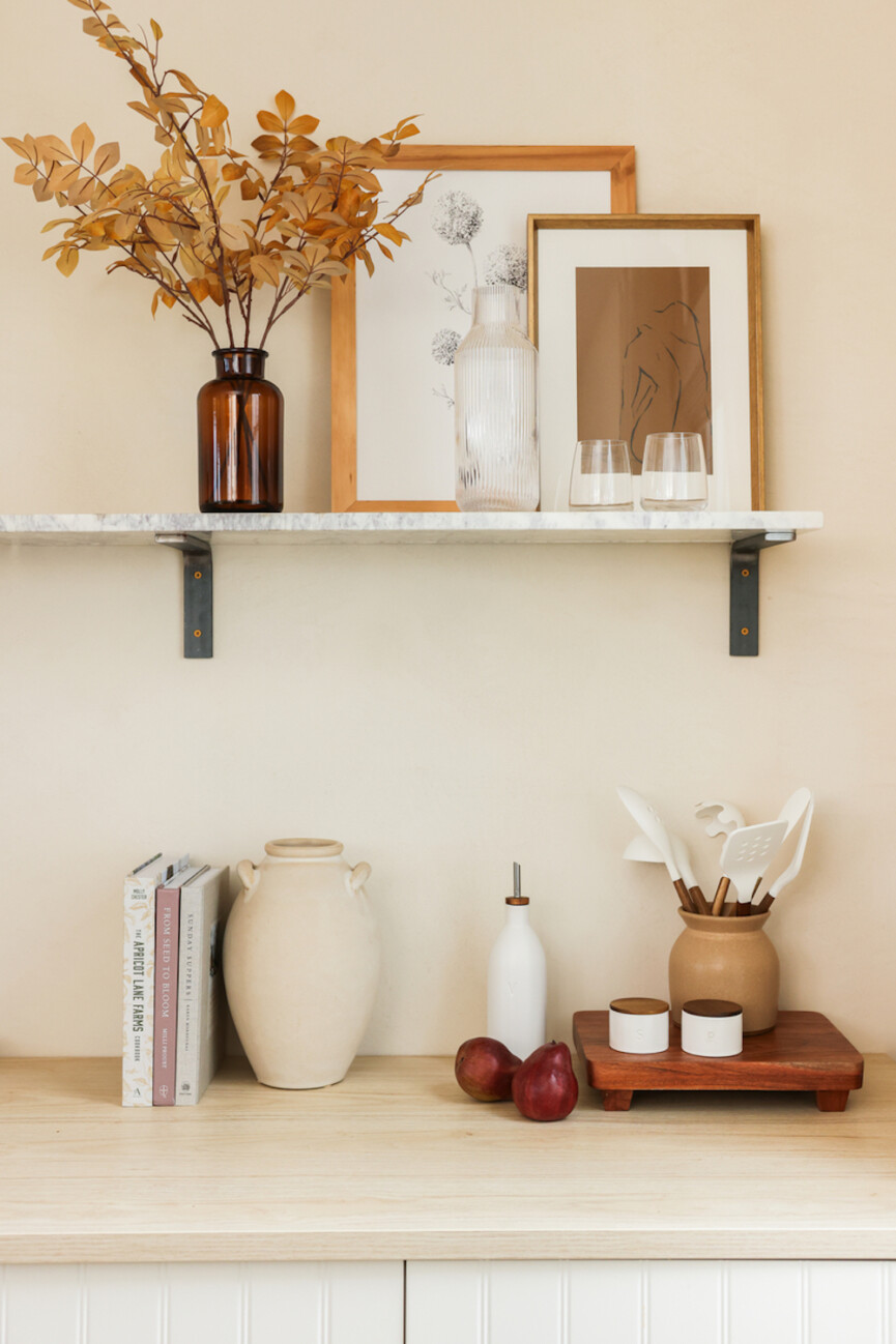 Aesthetic fall kitchen design.