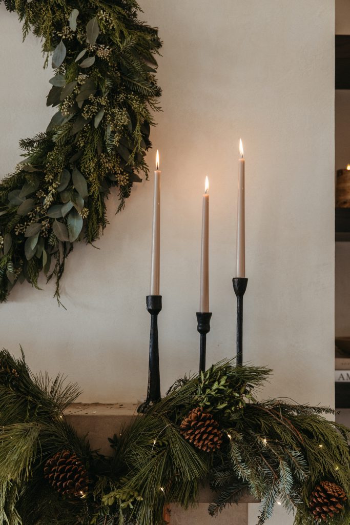 Holiday mantel decor ideas.