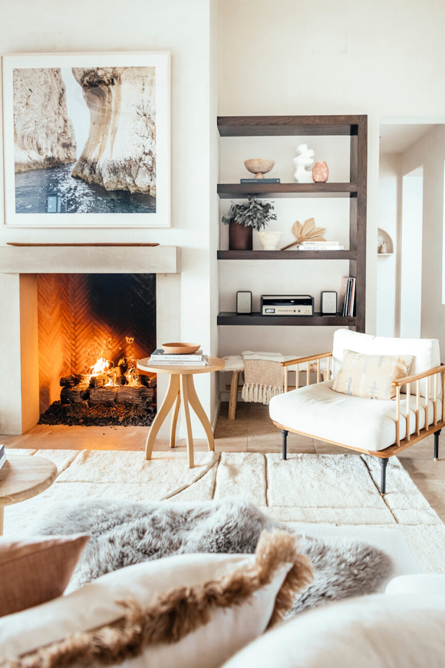 Modern living room.