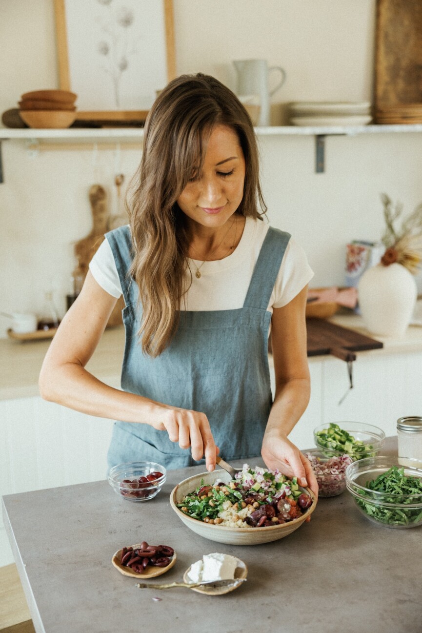 Mediterranean grain bowl_spring ingredients for gut health