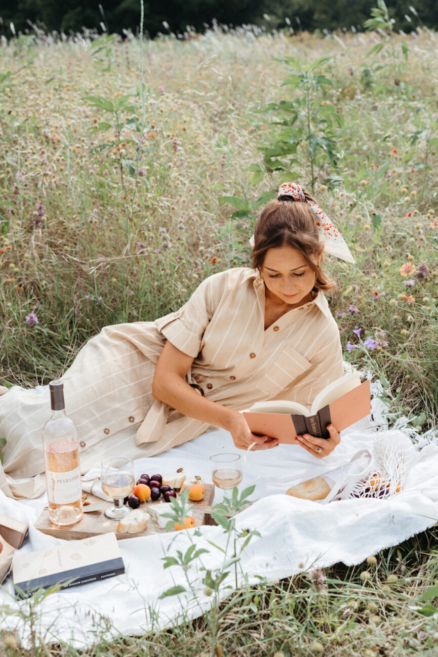 Camille Styles spring picnic_spring cleanse