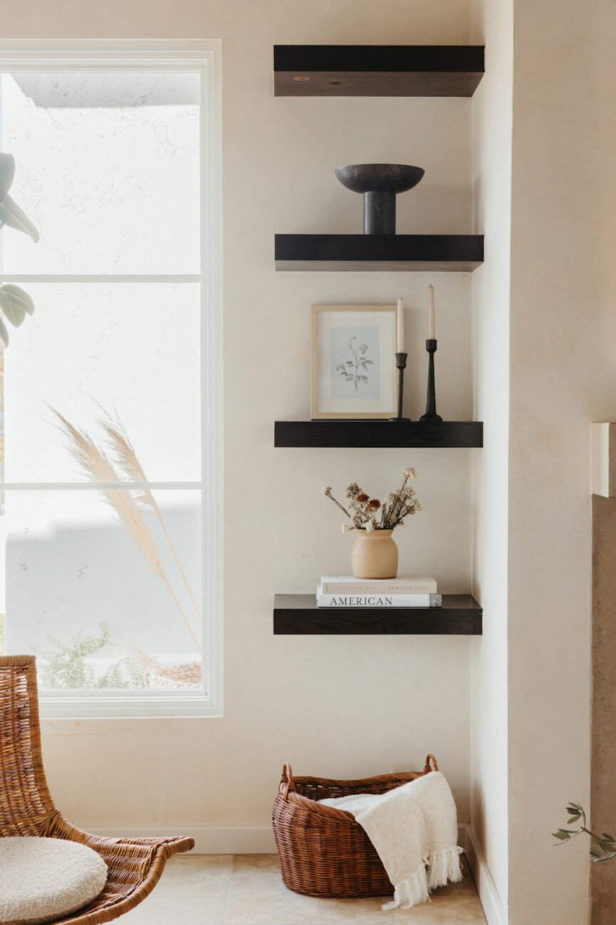 Clean shelves - decluttering checklist.