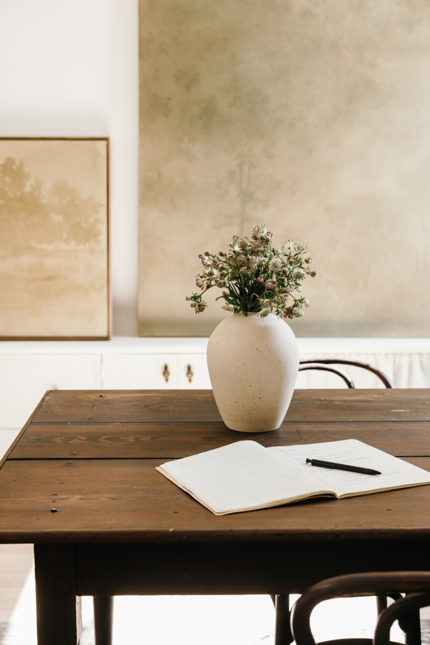 Minimalist vase where to buy vases online.