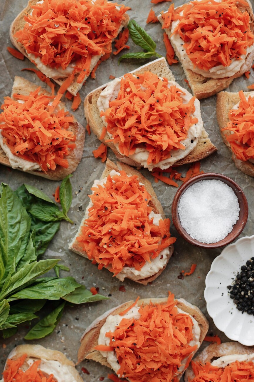 carrot and hummus toast