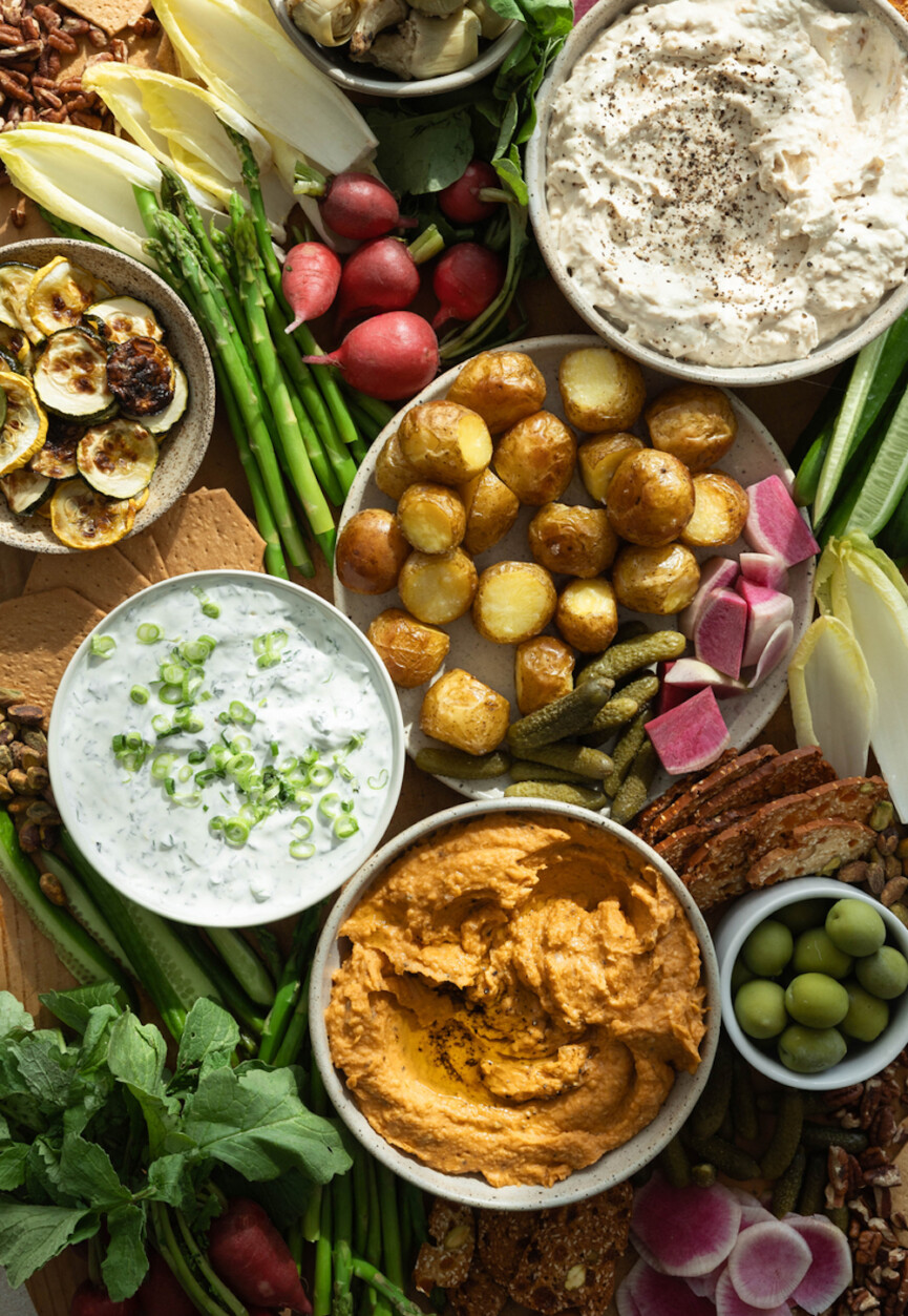 dips and crudite platter