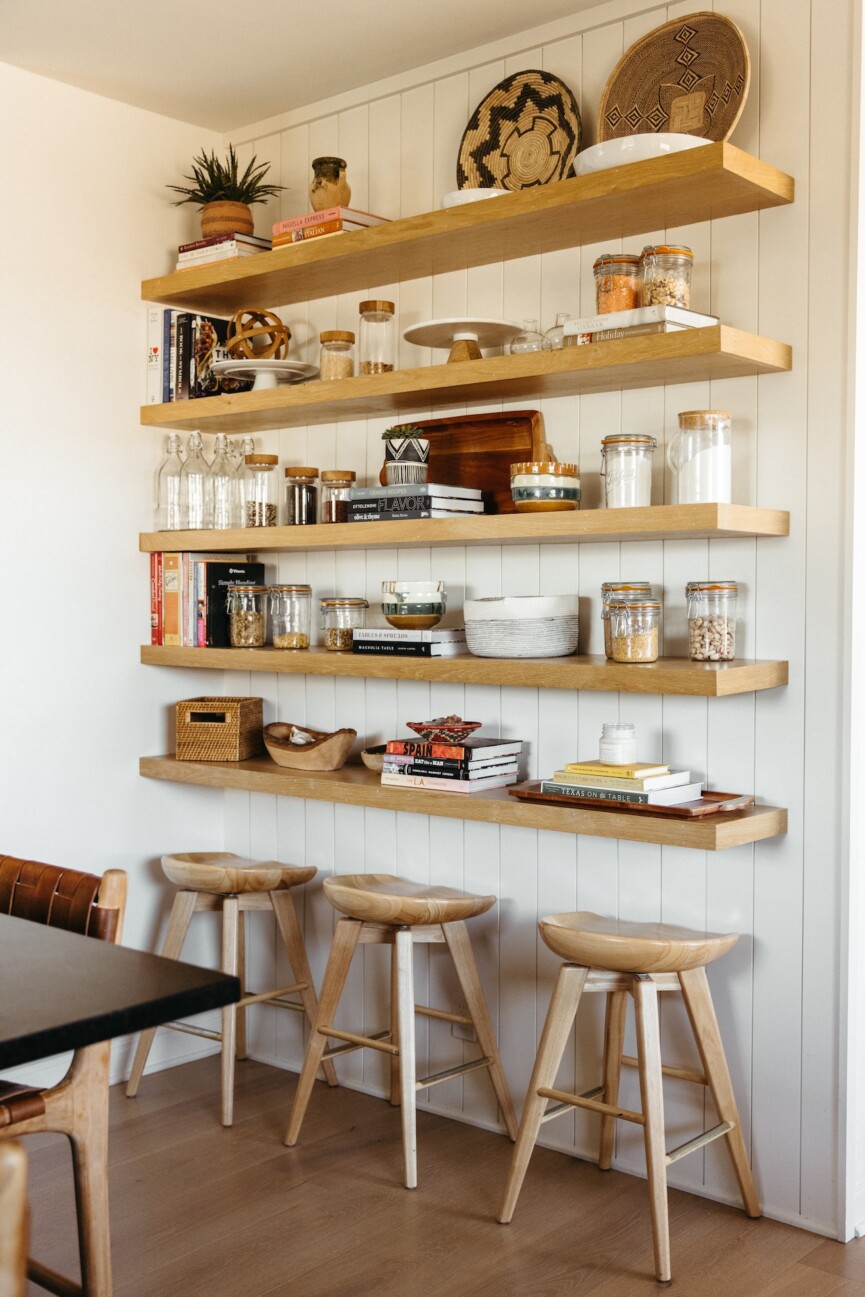 kitchen shelf styling