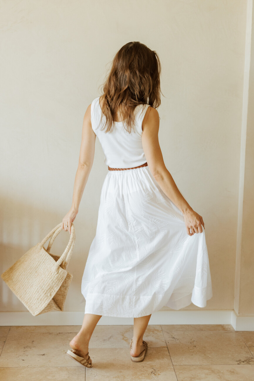 Camille Styles summer wardrobe essentials.