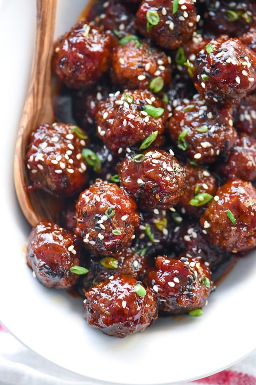 Slow Cooker Sriracha Meatballs