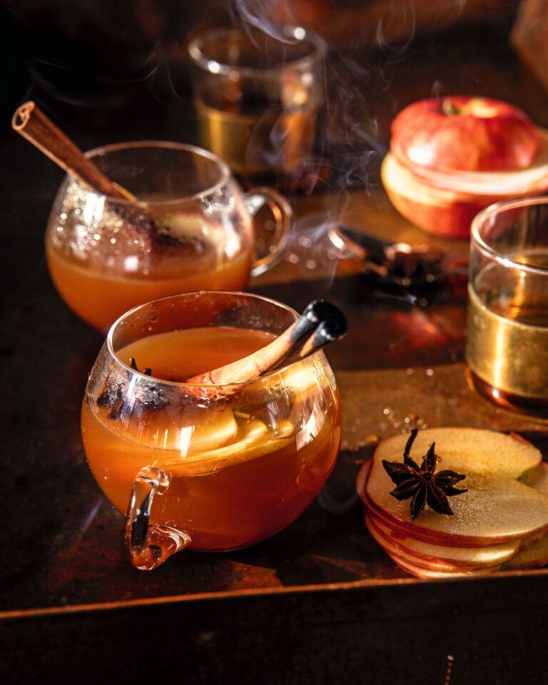Apple vanilla chai hot toddy