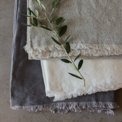 Casa Zuma Oversized Frayed Linen Napkins, Set of 4