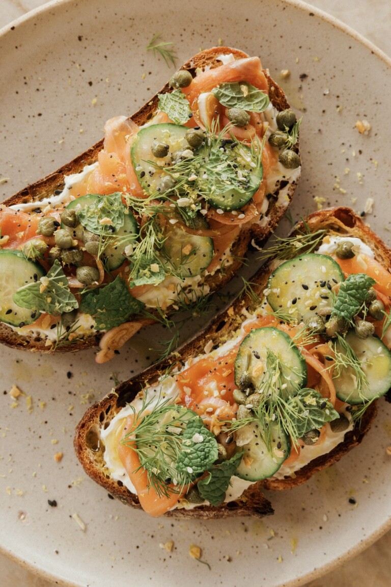 smoked salmon toast recipe