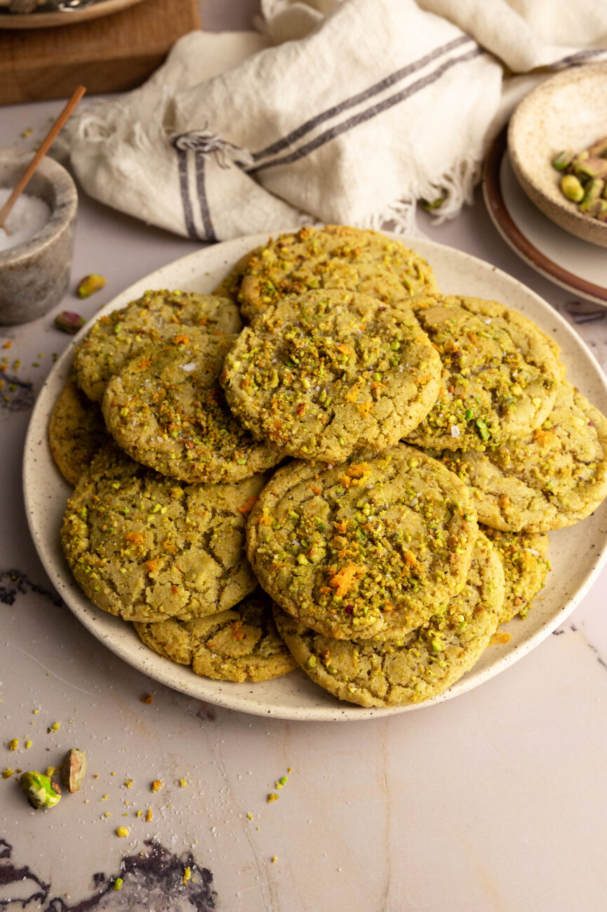 orange cardamom pistachio cookies