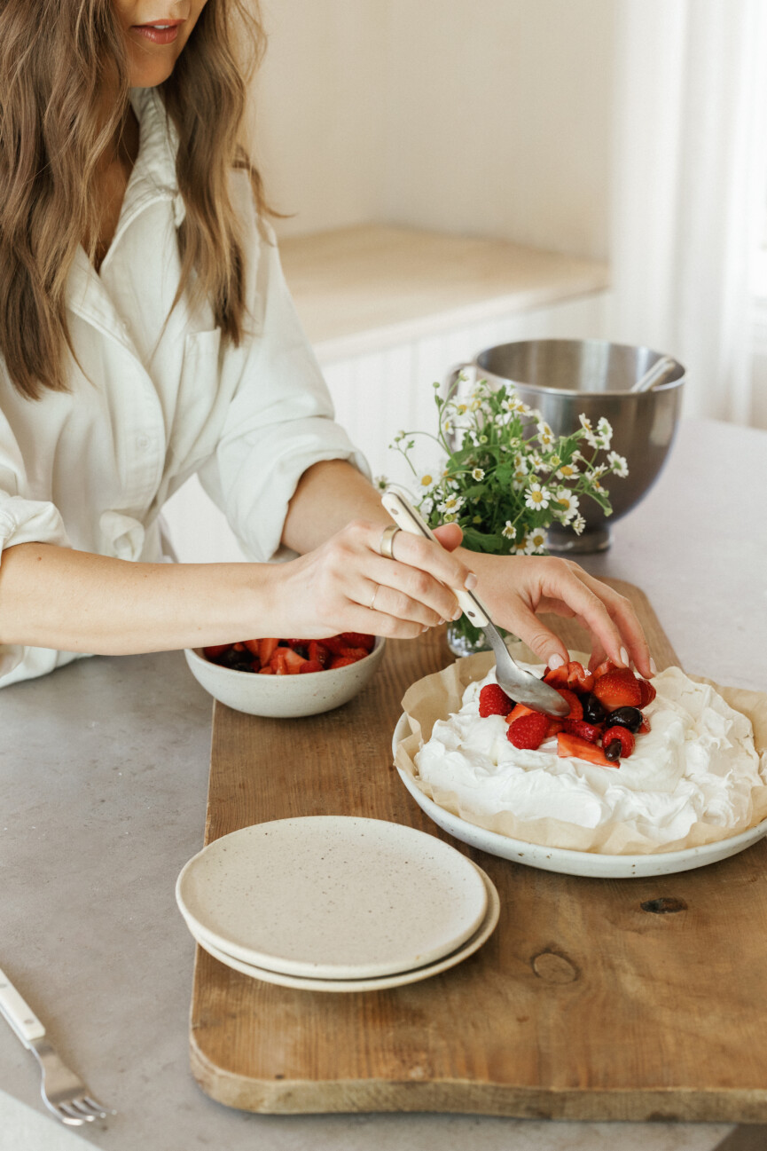 strawberries cream pavlova summer dessert recipe