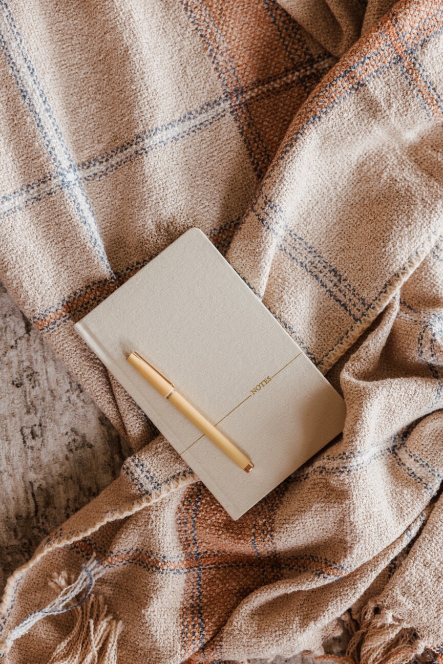 fall-morning-rituals journaling