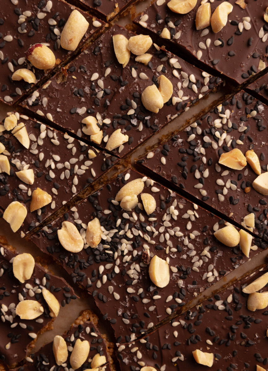 Puffed Quinoa Chocolate Bark