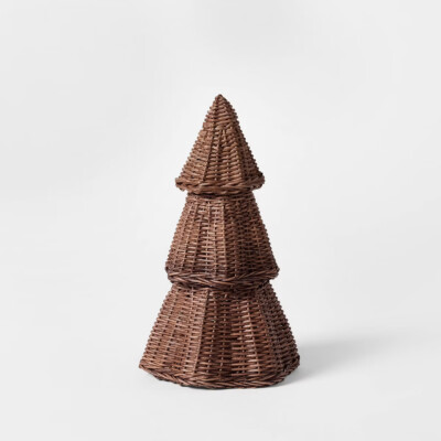 Scalloped Rattan Christmas Tree, Small