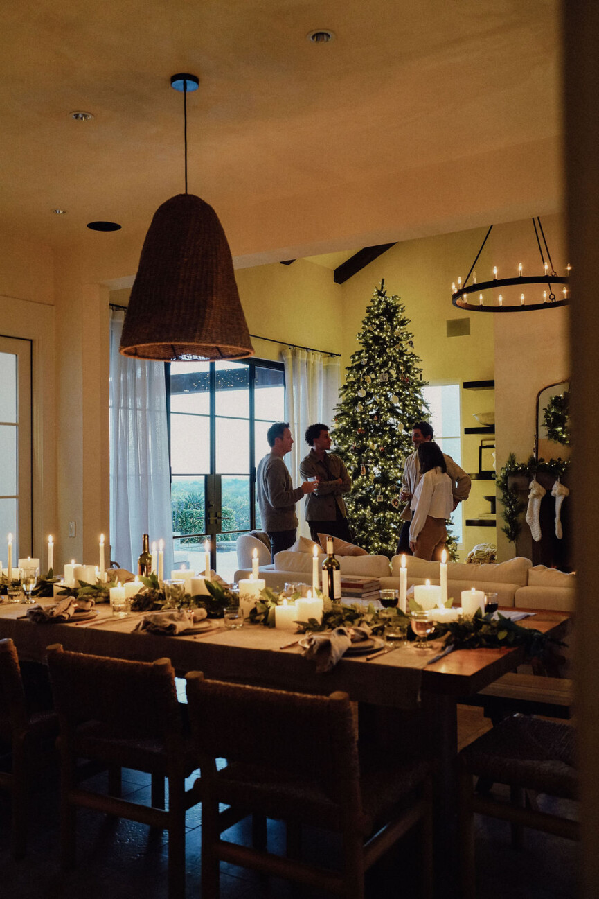 holiday centerpiece ideas candles on table