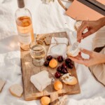 Aesthetic picnic packing list