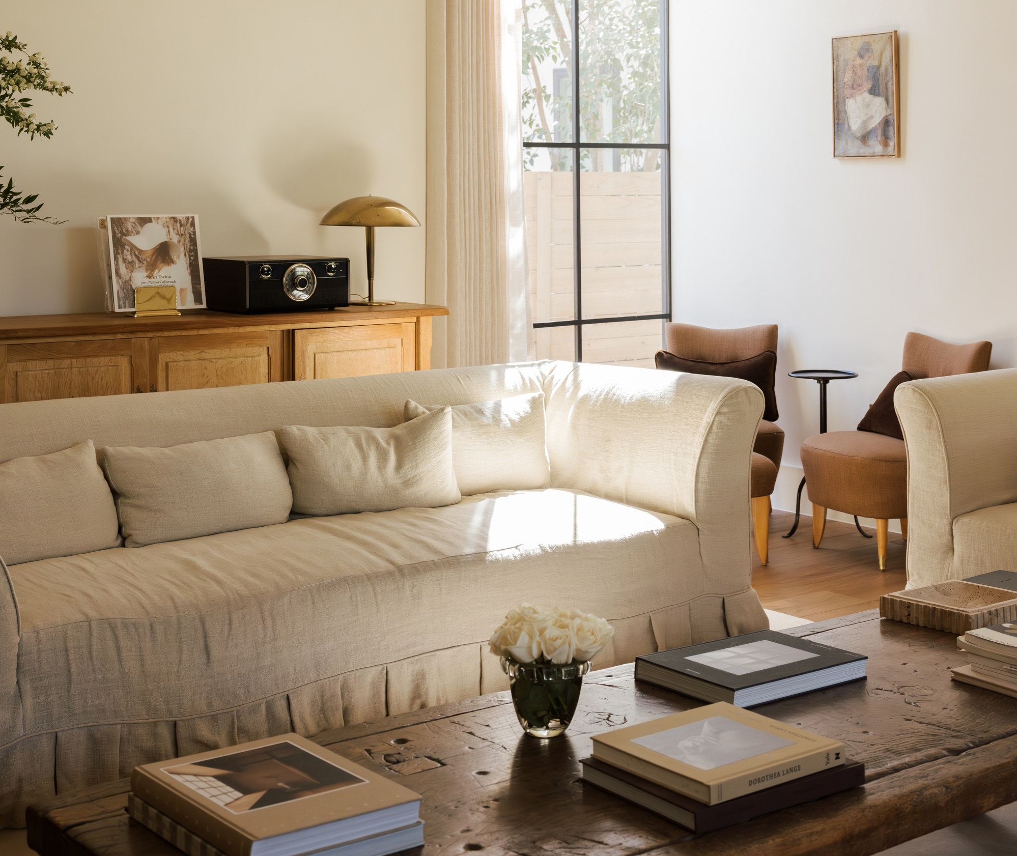 summer home decor neutral living room
